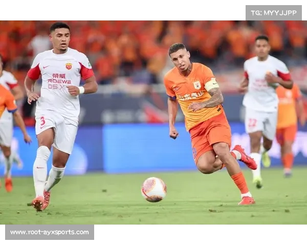 亚冠联赛中超球队阵容轮换，多线作战考验板凳深度