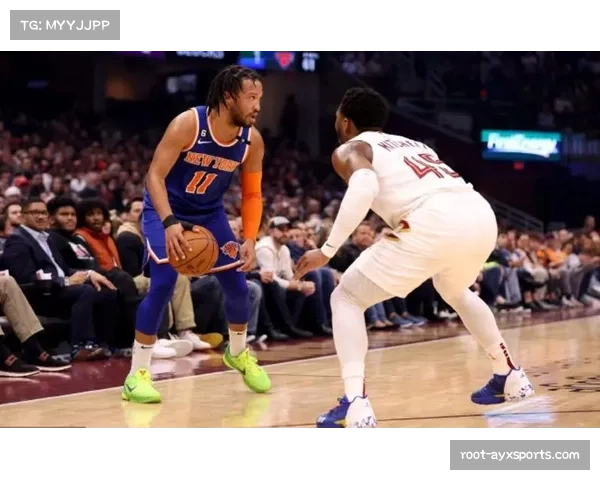 尼克斯对阵骑士第三节，双方连续七个回合采用“点名战术”攻击对方控卫